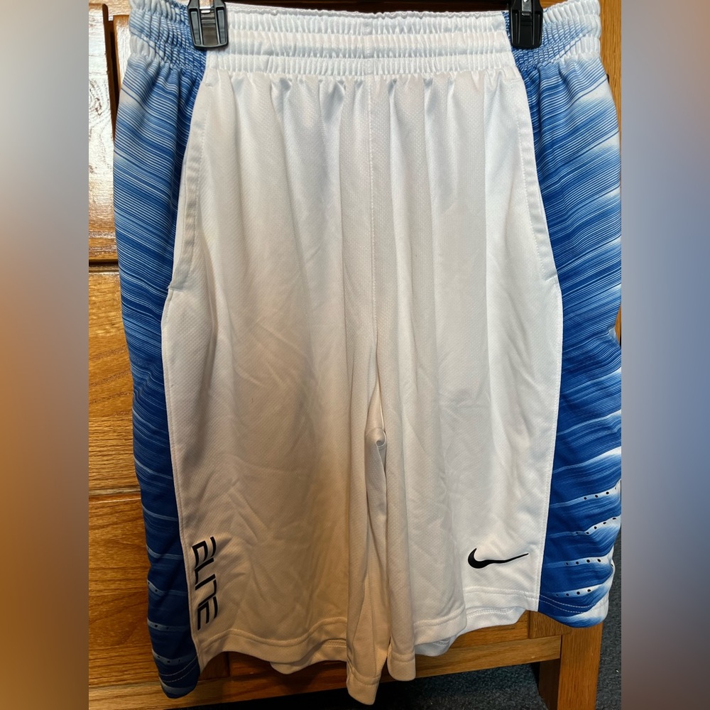Men’s Nike dry, fit, elite shorts, size large